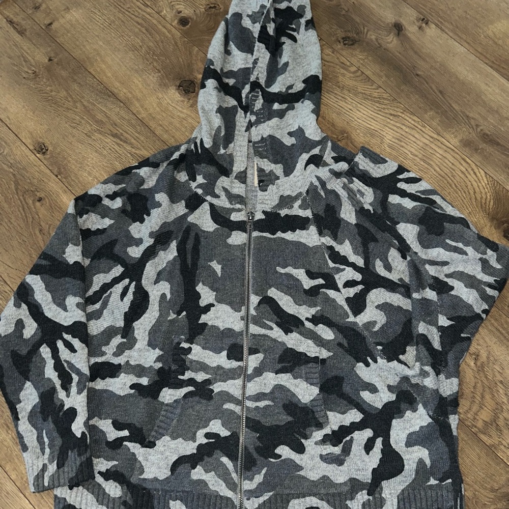 Chaser Camo Zip Up Sweater with Hoodie